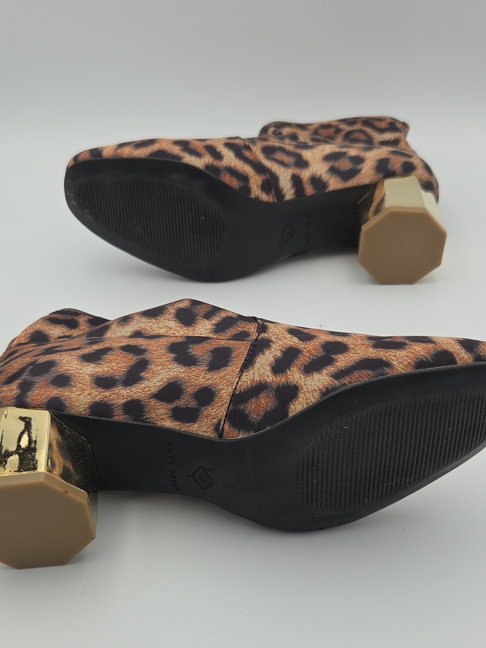 Katy Perry Collections Leopard Print Ankle Boots with Gold Block Heel Size 6 - Picture 8 of 8